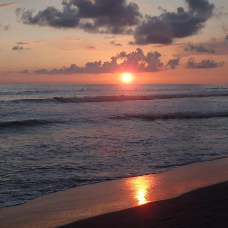 Moon Bridge Beach Resort Matara Luaran gambar